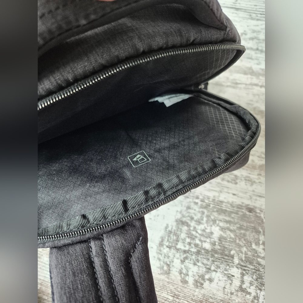 Samsonite Modern Utility Small Backpack Charcoal … - image 7